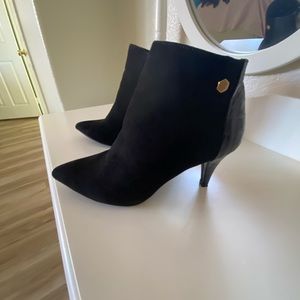 Jaclyn Smith Collection / Size: 7 / Used once